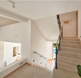 3 bedroom villa with pool and sea views Hvar island sleeps 6